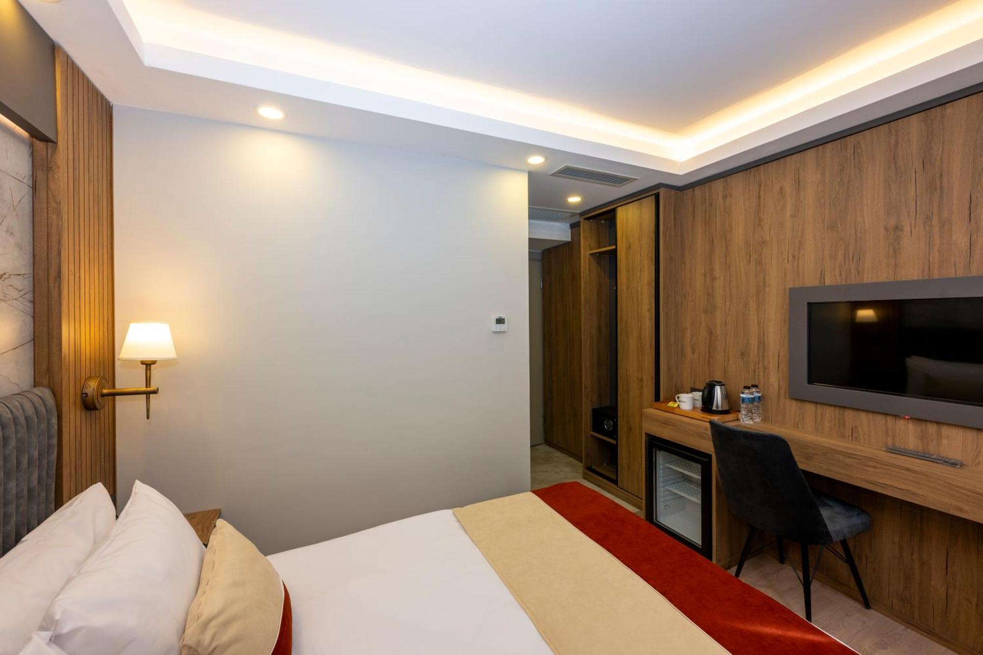 Harmony & Hotel Istanboel