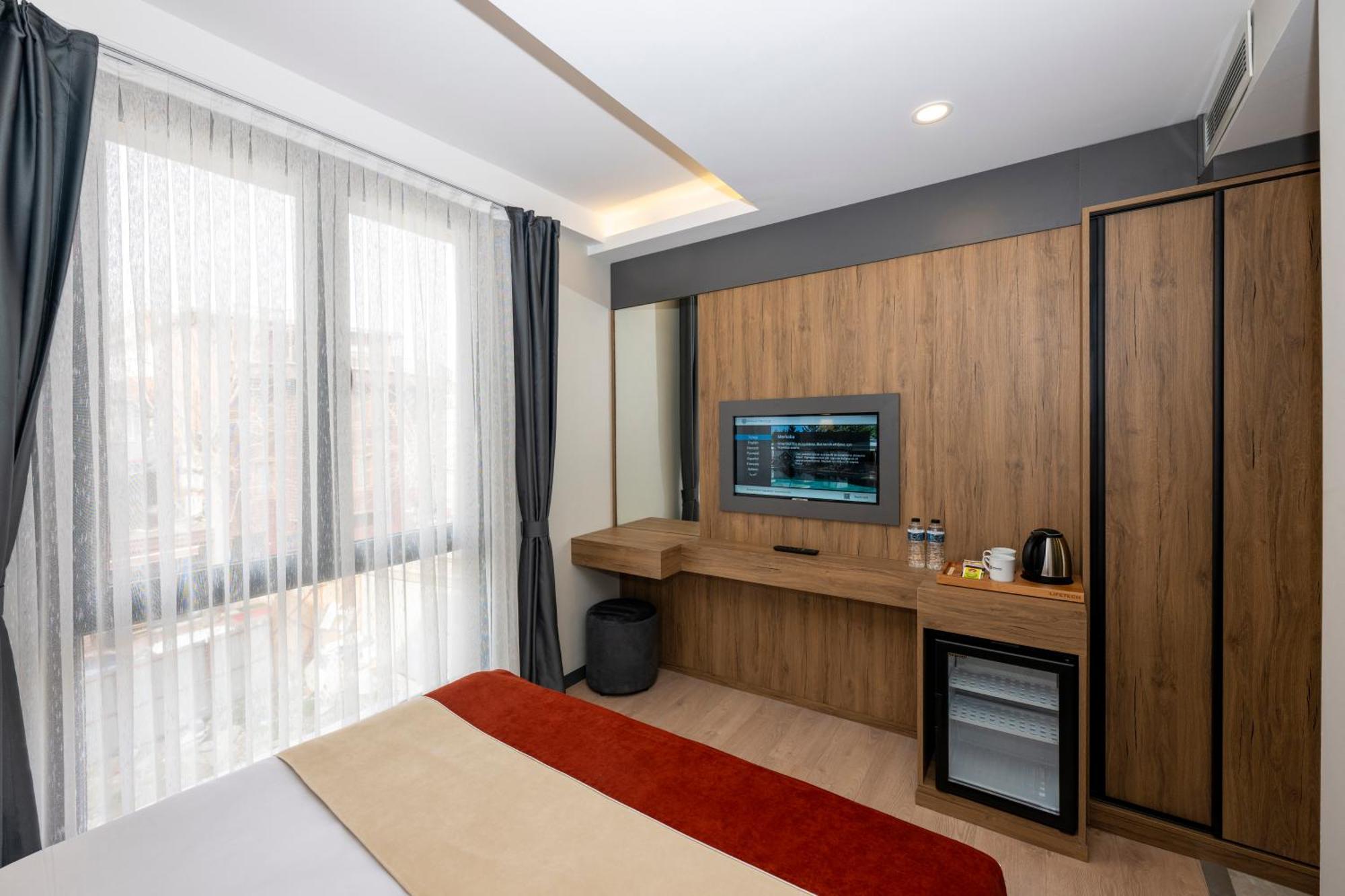 Harmony & Hotel Istanboel