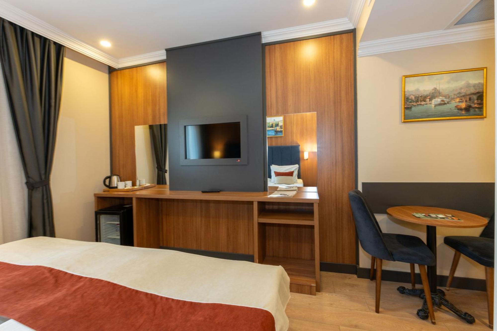 Harmony & Hotel Istanboel